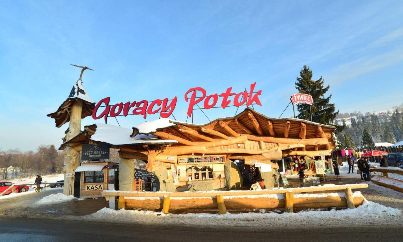 Brzoskwiniowy Dom Lägenhet Banska Nizna Exteriör bild