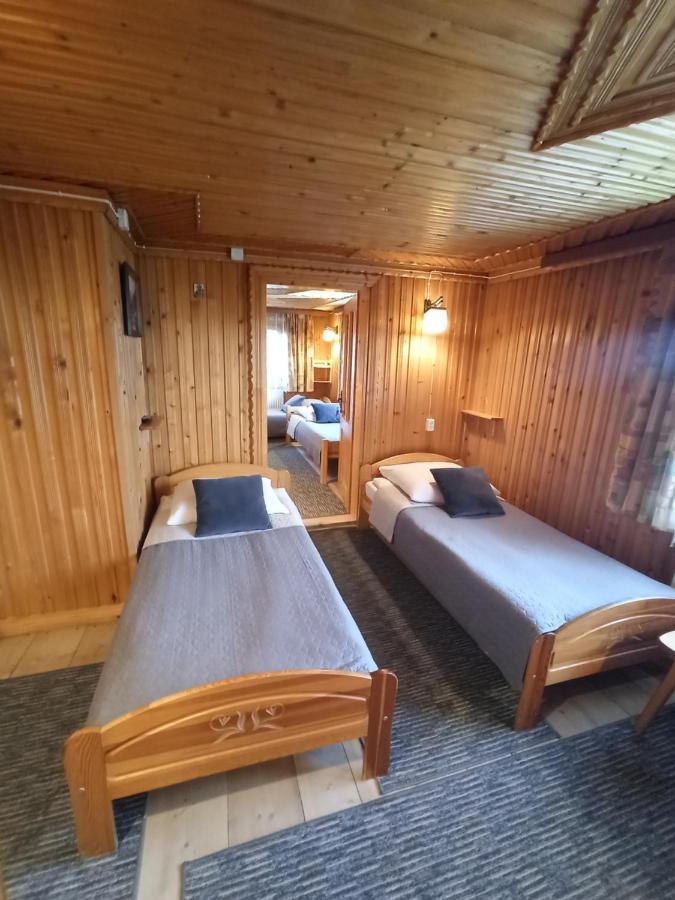 Brzoskwiniowy Dom Lägenhet Banska Nizna Exteriör bild